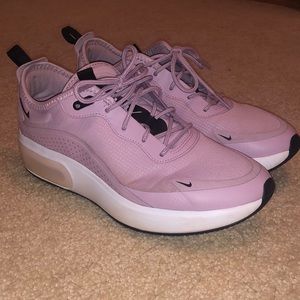 Womens Nike Air Max Dia